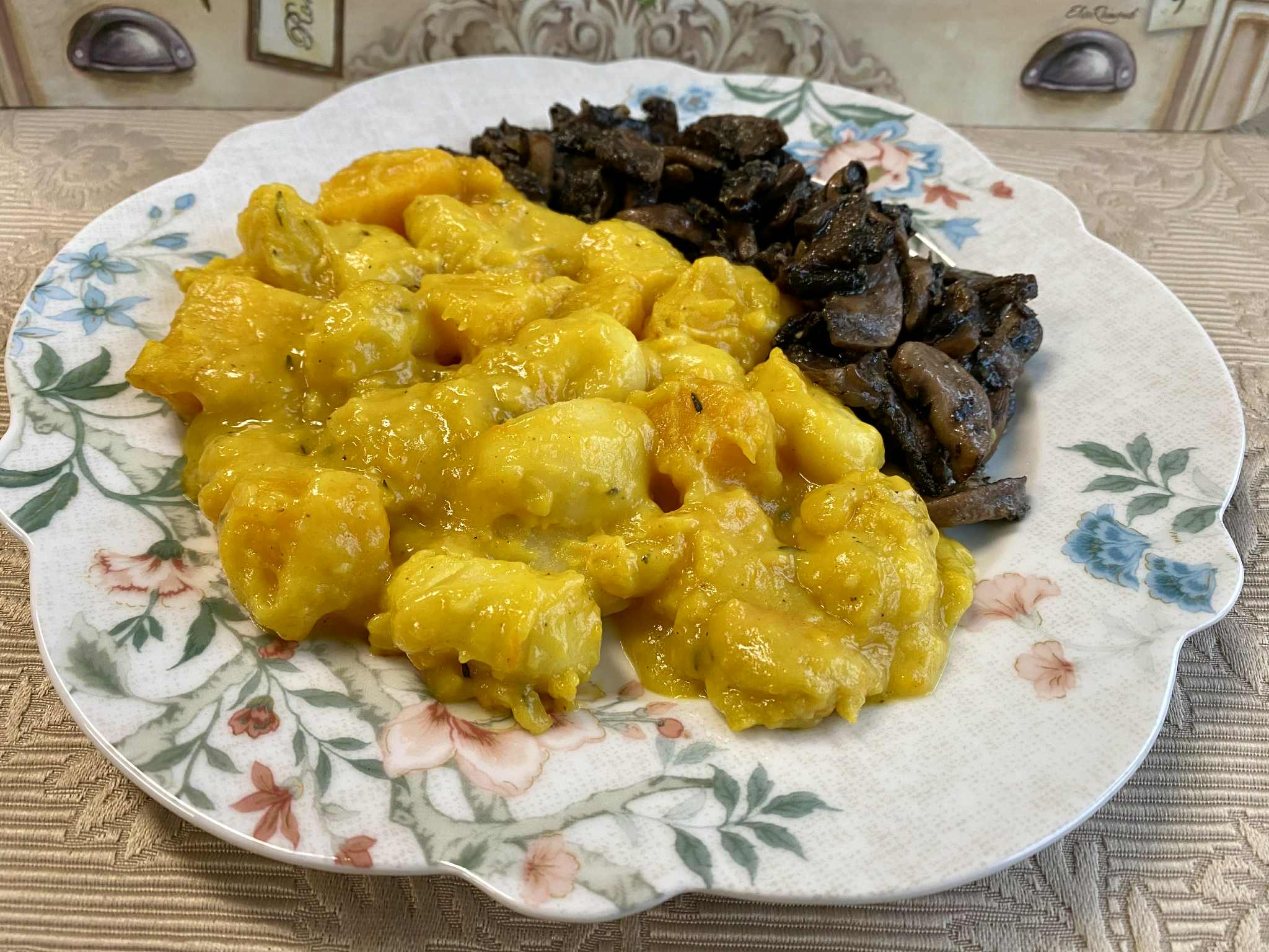 Kilófaló menü